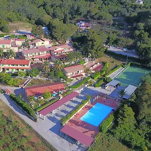 villaggio-turistico-la-valdana.it-tuscanyhotel.com/